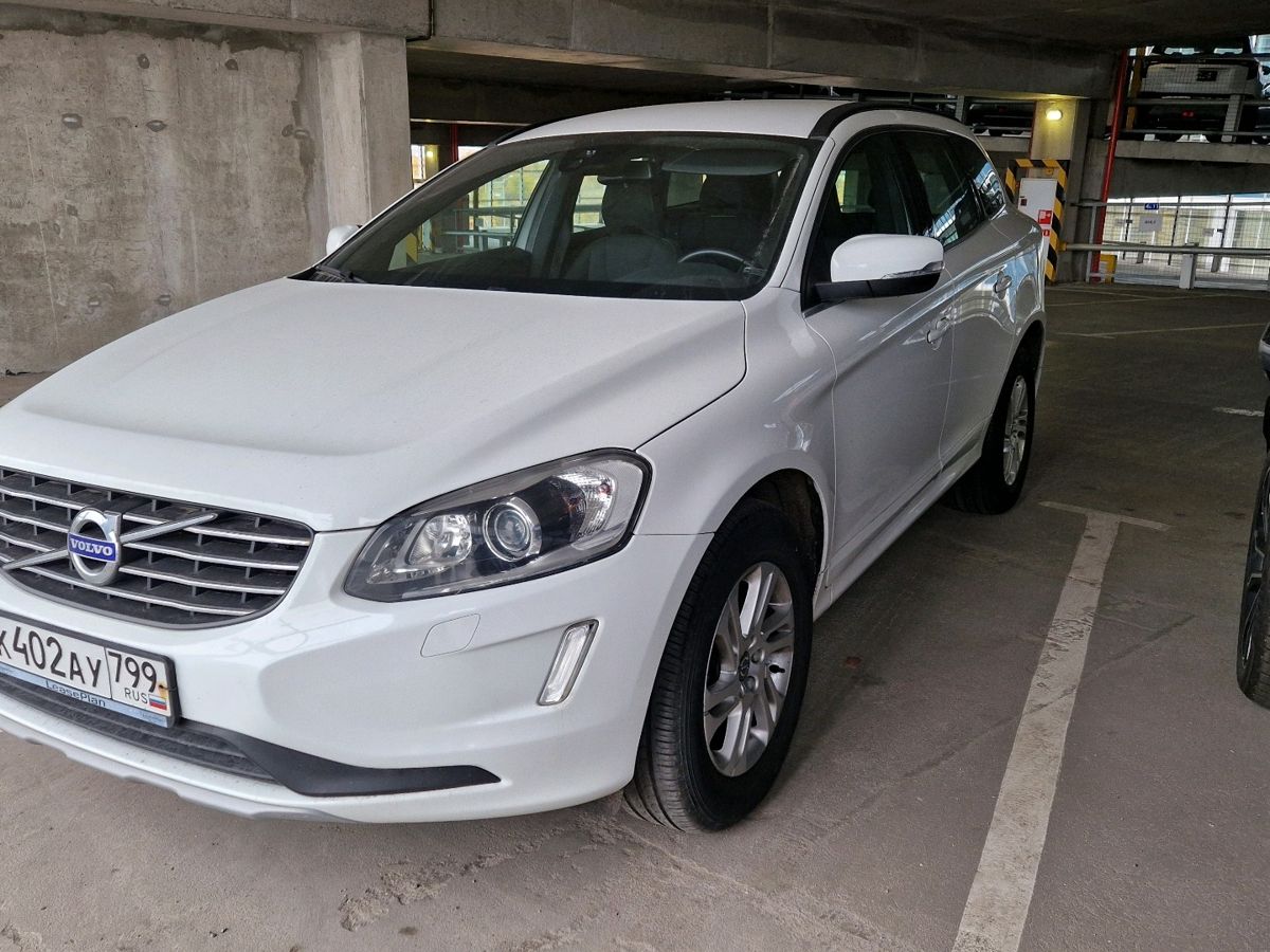 XC60 Momentum 2.4d AT 4WD (190 л.с.)